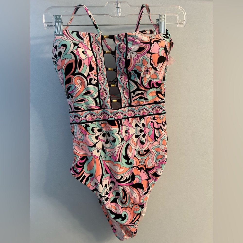 NWOT La Blanca one piece
